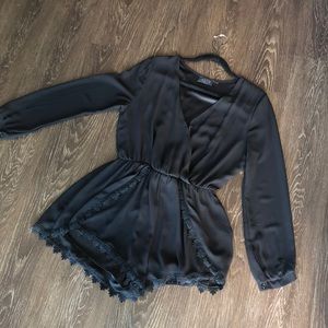 ASTR long sleeve romper!